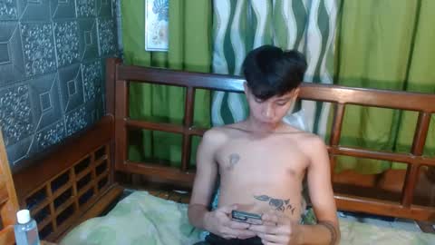 Snapshot of urguy_xian chatting on January 2025 05:50:02 AM xian online show from January 2025 05:50:02 AM