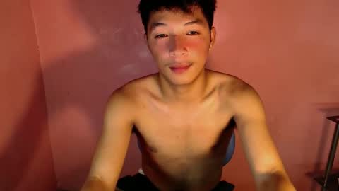 Snapshot of urhotethanxx chatting on December 2024 10:33:02 AM Ethan online show from December 2024 10:33:02 AM