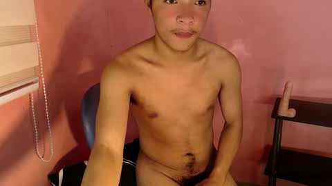 Snapshot of urhotethanxx chatting on January 2025 02:14:01 PM Ethan online show from January 2025 02:14:01 PM