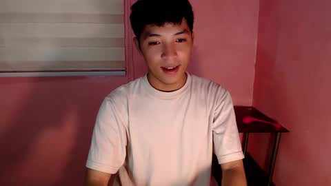 Snapshot of urhotethanxx chatting on February 2025 05:41:01 AM Ethan online show from February 2025 05:41:01 AM