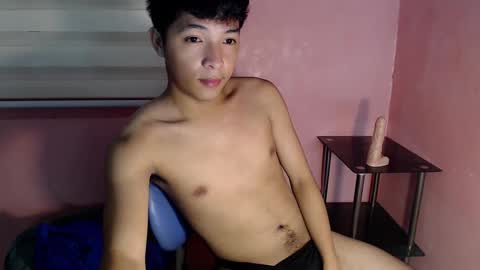 Snapshot of urhotethanxx chatting on February 2025 08:33:02 AM Ethan online show from February 2025 08:33:02 AM