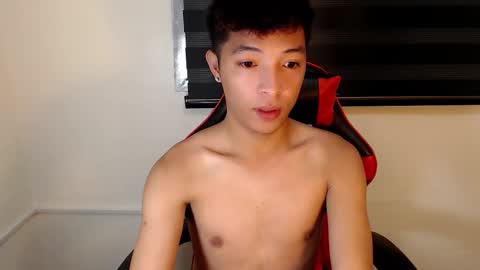 Snapshot of urhotethanxx chatting on November 2025 03:22:01 PM Ethan online show from November 2025 03:22:01 PM