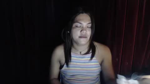 urhottie_bella online show from May 2026 04:48:02 PM
