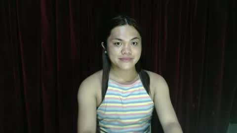 urhottie_bella online show from May 2026 07:10:01 PM