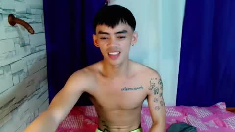 urhunky_boy online show from May 2026 01:58:02 AM