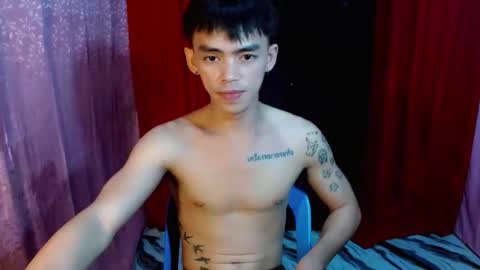 urhunky_boy online show from June 2026 03:34:02 PM