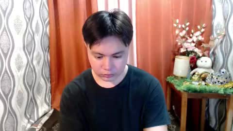 urhunky_ivan online show from December 2024 04:38:01 AM