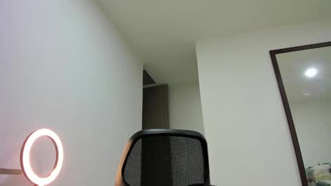 Snapshot of urimare_south chatting on January 2025 02:25:02 AM urimare_south online show from January 2025 02:25:02 AM