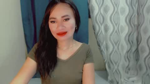 urlovely_che online show from July 2026 09:44:02 PM
