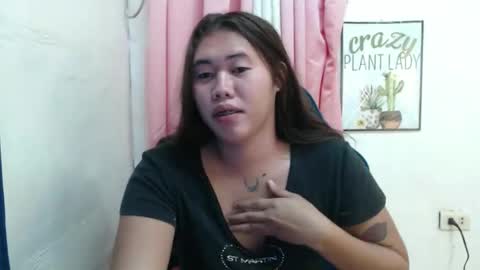 Snapshot of urlovely_sofie chatting on November 2025 12:58:01 AM Sofie online show from November 2025 12:58:01 AM