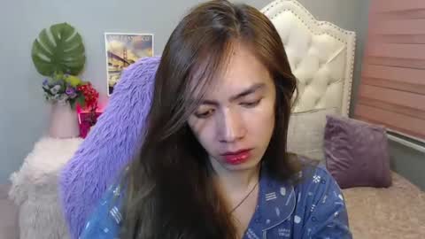 Snapshot of urlovelypinayxxx chatting on January 2025 07:06:01 PM MIYA online show from January 2025 07:06:01 PM