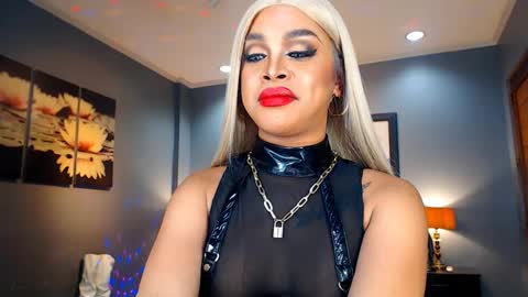 UrMajestyTyra online show from January 2025 06:25:02 AM