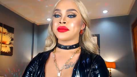 UrMajestyTyra online show from January 2025 02:29:01 AM