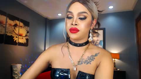 UrMajestyTyra online show from January 2025 03:29:01 AM