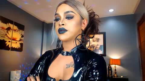 UrMajestyTyra online show from February 2025 06:46:01 AM