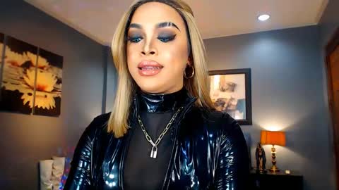 UrMajestyTyra online show from February 2025 12:37:01 AM