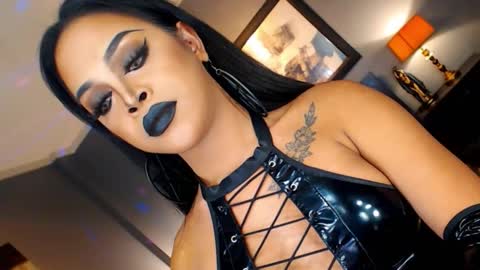 UrMajestyTyra online show from October 2025 02:31:01 AM