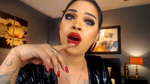 UrMajestyTyra online show from March 2026 02:06:01 AM