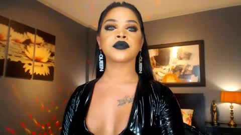 UrMajestyTyra online show from April 2026 12:46:01 AM