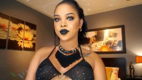 UrMajestyTyra online show from May 2026 01:54:01 AM