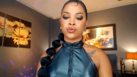UrMajestyTyra online show from May 2026 12:49:01 AM