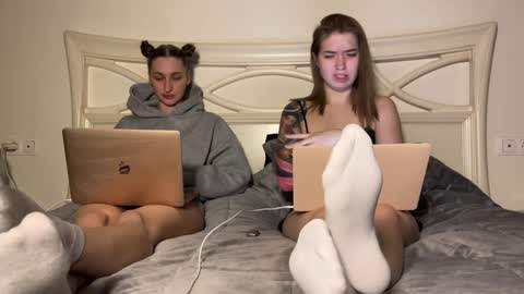 Snapshot of urmissalice chatting on December 2024 07:22:01 PM urmissalice online show from December 2024 07:22:01 PM