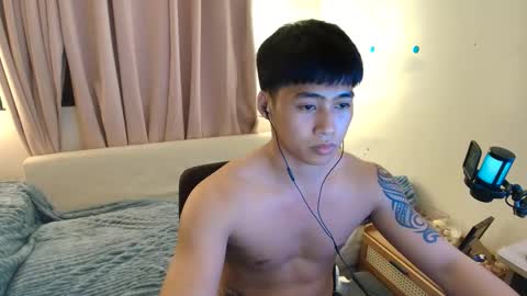 Snapshot of urnatty_guy chatting on May 2026 05:20:02 PM ander online show from May 2026 05:20:02 PM