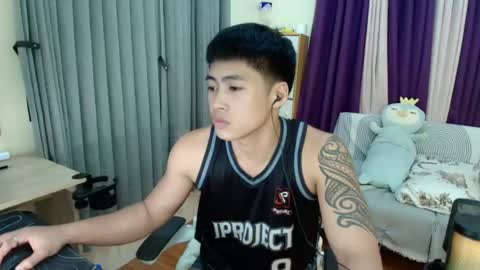 Snapshot of urnatty_guy chatting on July 2026 04:32:02 PM ander online show from July 2026 04:32:02 PM