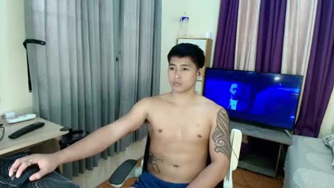 Snapshot of urnatty_guy chatting on July 2026 04:48:02 AM ander online show from July 2026 04:48:02 AM