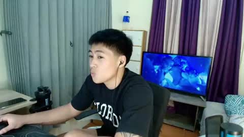 Snapshot of urnatty_guy chatting on July 2026 02:10:01 PM ander online show from July 2026 02:10:01 PM