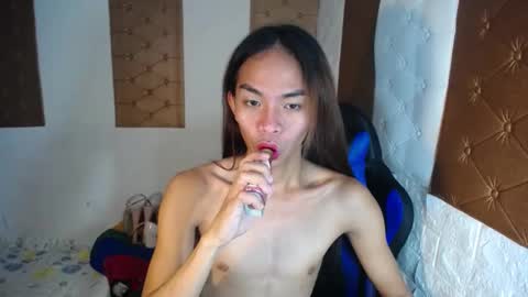 Snapshot of urpinay_cassy chatting on January 2025 09:35:01 AM urpinay_cassy online show from January 2025 09:35:01 AM