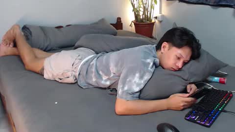 Snapshot of urpinoyasianx chatting on March 2026 08:38:01 PM Mel online show from March 2026 08:38:01 PM