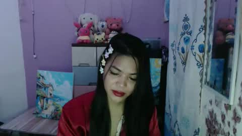 Snapshot of urpreciouspinayxxx chatting on March 2026 03:13:01 AM hi im kim online show from March 2026 03:13:01 AM