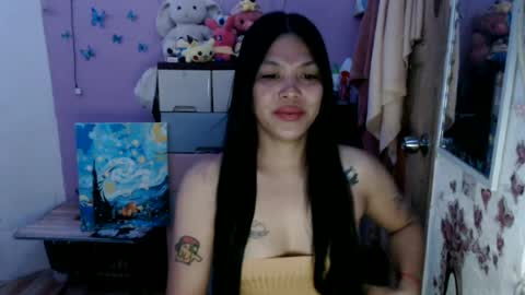 hi im kim online show from July 2026 10:52:02 AM