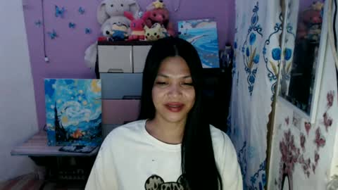 hi im kim online show from July 2026 12:35:01 AM