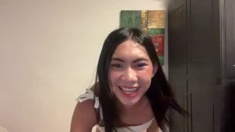 urpretty_mistake online show from June 2026 03:27:01 PM