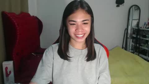 Snapshot of urprettyjaninexxx chatting on January 2025 05:51:02 PM Janine online show from January 2025 05:51:02 PM