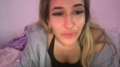 urprincessxox online show from May 2026 10:10:01 AM
