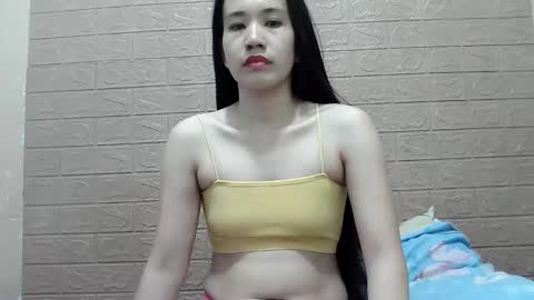 Snapshot of ursexychix_4u chatting on March 2025 05:20:01 AM ursexychix_4u online show from March 2025 05:20:01 AM
