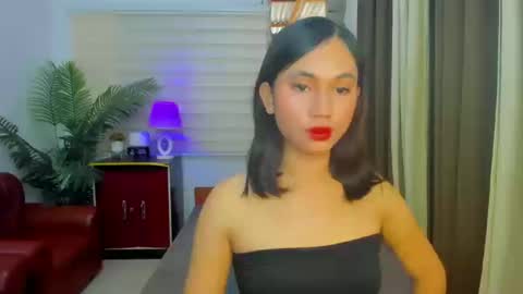 Snapshot of ursweet_athisa18 chatting on September 2025 02:15:02 AM Athisa online show from September 2025 02:15:02 AM