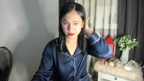 Snapshot of ursweet_athisa18 chatting on November 2025 10:36:01 AM Athisa online show from November 2025 10:36:01 AM