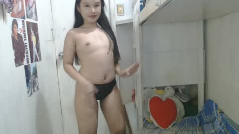 Ursweetclassygirl online show from June 2026 09:38:01 PM