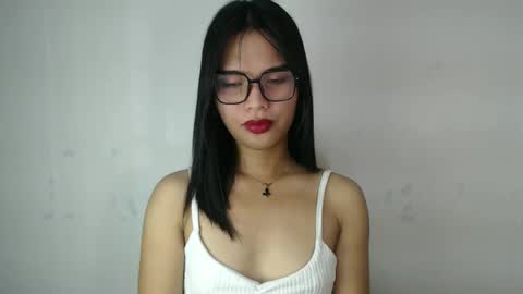 urtereshameow online show from May 2026 12:54:01 PM