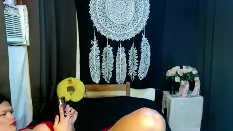 Snapshot of urthai_hotfilipinax chatting on February 2025 02:46:01 AM angel online show from February 2025 02:46:01 AM