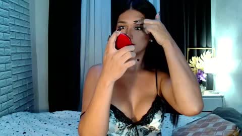 Snapshot of urthai_hotfilipinax chatting on October 2025 11:03:02 PM angel online show from October 2025 11:03:02 PM