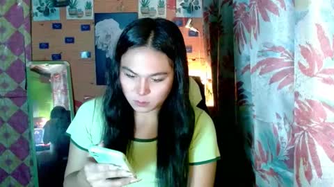 Snapshot of urunexpensivecamilla chatting on January 2026 04:11:01 PM YOURGIRLCAMILLA online show from January 2026 04:11:01 PM