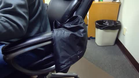 useemie online show from December 2024 07:21:02 PM