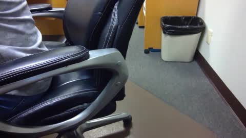 useemie online show from December 2024 07:18:02 PM