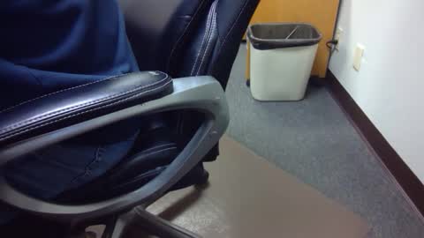 useemie online show from February 2026 08:05:02 PM