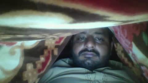 Snapshot of usman184 chatting on January 2025 09:11:02 PM Mian184 online show from January 2025 09:11:02 PM